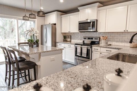Tiny photo for 1461 Lee Ann Avenue, Defiance, OH 43512 (MLS # 10008853)