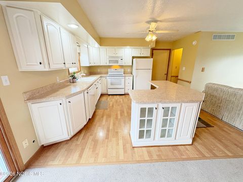 Tiny photo for 343 Hoelter Avenue, Luckey, OH 43443 (MLS # 10002986)