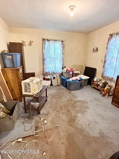 Tiny photo for 203 Eastwood Avenue, Oregon, OH 43616 (MLS # 10000623)