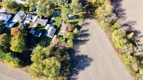 Tiny photo for 203 Eastwood Avenue, Oregon, OH 43616 (MLS # 10000623)