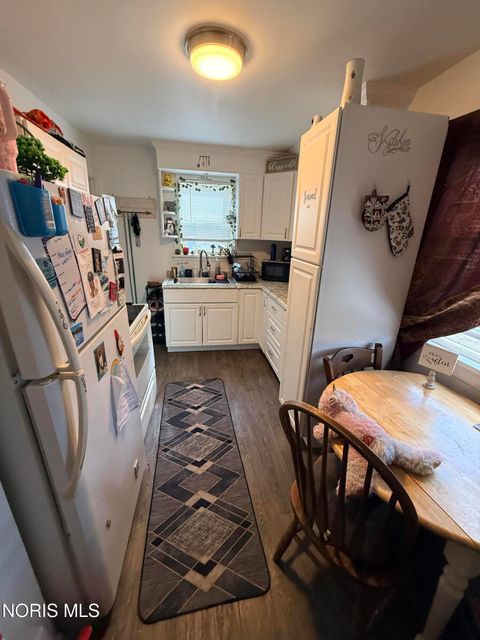 Tiny photo for 2012 Balkan Place, Toledo, OH 43613 (MLS # 10006663)