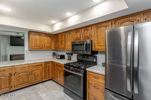 Tiny photo for 29642 E River Road, Perrysburg, OH 43551 (MLS # 10009087)