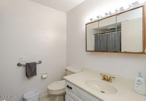Tiny photo for 29642 E River Road, Perrysburg, OH 43551 (MLS # 10009087)