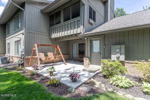 Tiny photo for 29642 E River Road, Perrysburg, OH 43551 (MLS # 10009087)