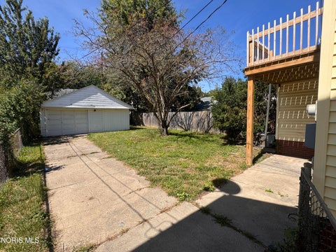 Tiny photo for 4557 Eastway Street, Toledo, OH 43612 (MLS # 10013445)