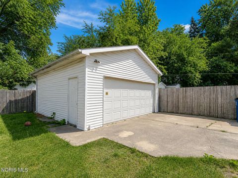 Tiny photo for 1736 Marlow Road, Toledo, OH 43613 (MLS # 10010939)