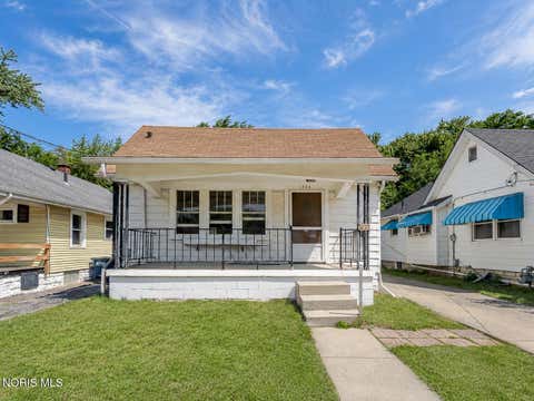 Tiny photo for 1736 Marlow Road, Toledo, OH 43613 (MLS # 10010939)
