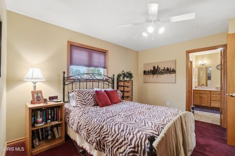 Tiny photo for 1404 Fairway Drive, Fostoria, OH 44830 (MLS # 10007444)