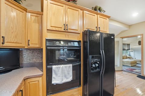 Tiny photo for 1404 Fairway Drive, Fostoria, OH 44830 (MLS # 10007444)