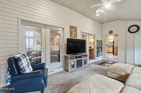 Tiny photo for 1404 Fairway Drive, Fostoria, OH 44830 (MLS # 10007444)