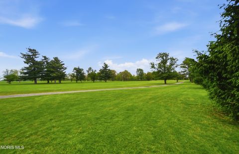 Tiny photo for 1404 Fairway Drive, Fostoria, OH 44830 (MLS # 10007444)