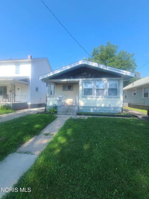 Tiny photo for 1023 Elysian Avenue, Toledo, OH 43607 (MLS # 10011541)