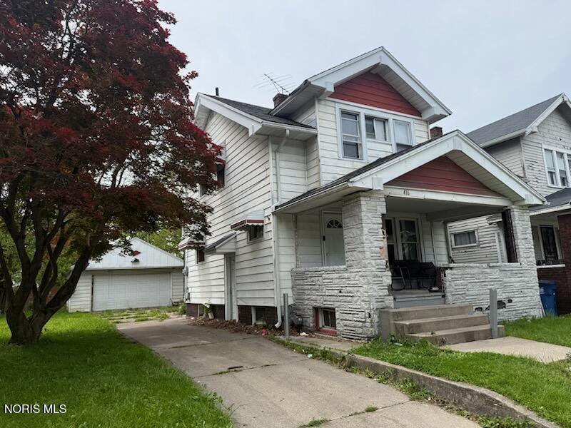 416 Spring Street