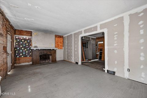 Tiny photo for 436 Elder Drive, Toledo, OH 43608 (MLS # 10004890)