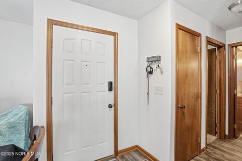 Tiny photo for 845 Fox Run Road # 1, Findlay, OH 45840 (MLS # 10000969)