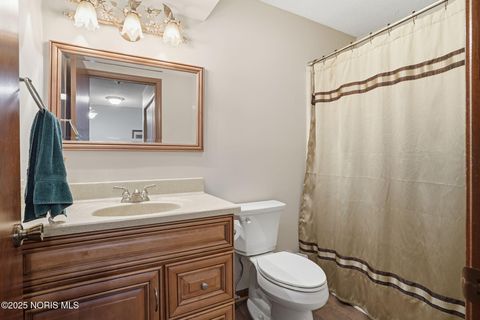 Tiny photo for 845 Fox Run Road # 1, Findlay, OH 45840 (MLS # 10000969)