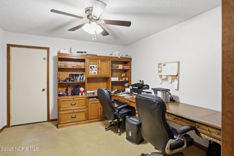 Tiny photo for 845 Fox Run Road # 1, Findlay, OH 45840 (MLS # 10000969)