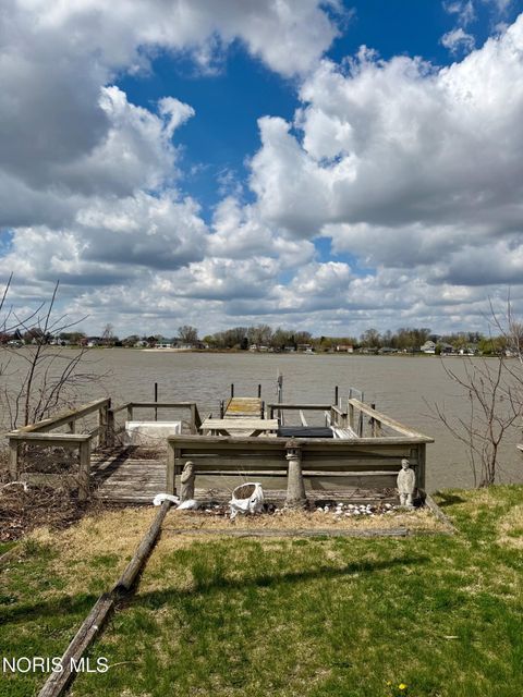 Tiny photo for 2540 117th Street, Toledo, OH 43611 (MLS # 10006310)