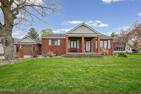 Photo of 2540 117th Street, Toledo, OH 43611 (MLS # 10006310)