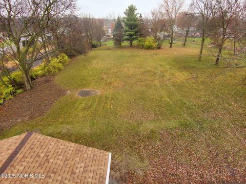Tiny photo for 233 Bell Avenue, Findlay, OH 45840 (MLS # 10001988)