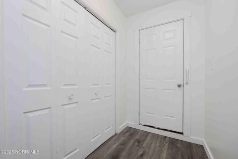 Tiny photo for 233 Bell Avenue, Findlay, OH 45840 (MLS # 10001988)