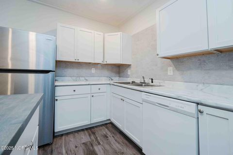 Tiny photo for 233 Bell Avenue, Findlay, OH 45840 (MLS # 10001988)