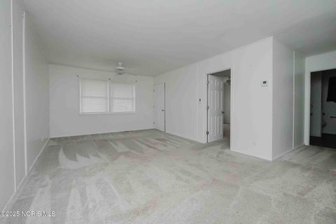 Tiny photo for 233 Bell Avenue, Findlay, OH 45840 (MLS # 10001988)