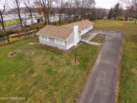 Tiny photo for 233 Bell Avenue, Findlay, OH 45840 (MLS # 10001988)
