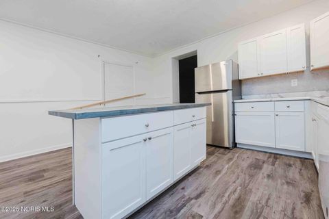 Tiny photo for 233 Bell Avenue, Findlay, OH 45840 (MLS # 10001988)