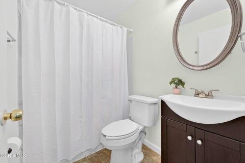 Tiny photo for 4550 Willys Parkway, Toledo, OH 43612 (MLS # 10014085)