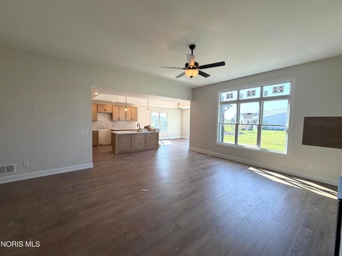 Tiny photo for 5048 Magnolia Drive, Oregon, OH 43616 (MLS # 10012716)