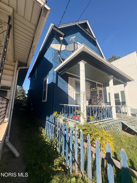 Tiny photo for 1221 Starr Avenue, Toledo, OH 43605 (MLS # 10014785)