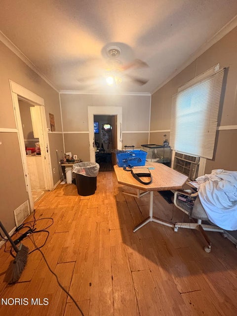 Tiny photo for 1221 Starr Avenue, Toledo, OH 43605 (MLS # 10014785)