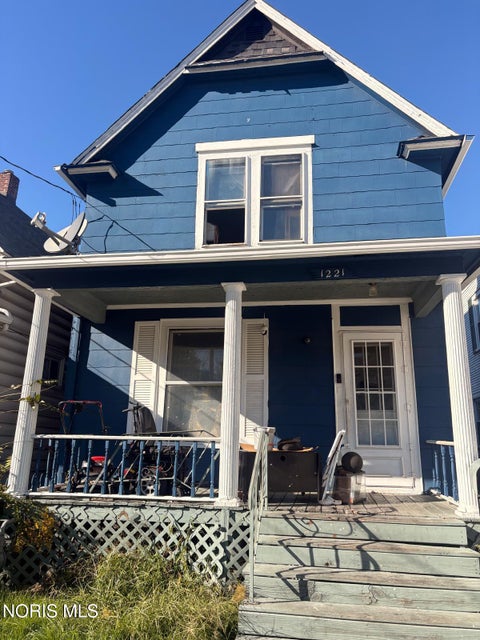 Photo of 1221 Starr Avenue, Toledo, OH 43605 (MLS # 10014785)