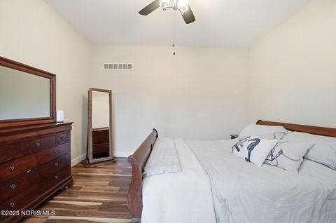 Tiny photo for 305 Ridgepoint Circle, Waterville, OH 43566 (MLS # 10008267)