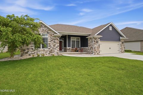 Photo of 305 Ridgepoint Circle, Waterville, OH 43566 (MLS # 10008267)