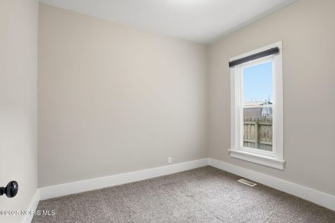 Tiny photo for 523 Center Street, Findlay, OH 45840 (MLS # 10001059)