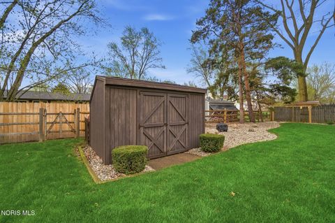 Tiny photo for 522 Lorraine Avenue, Bowling Green, OH 43402 (MLS # 10006508)