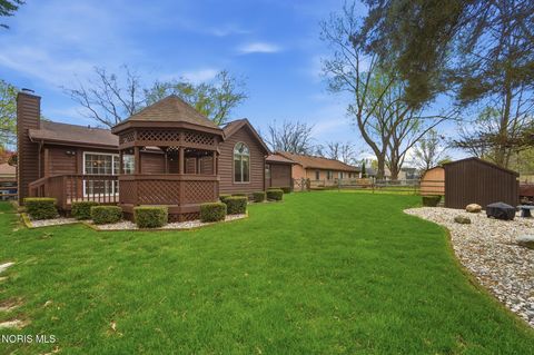 Tiny photo for 522 Lorraine Avenue, Bowling Green, OH 43402 (MLS # 10006508)