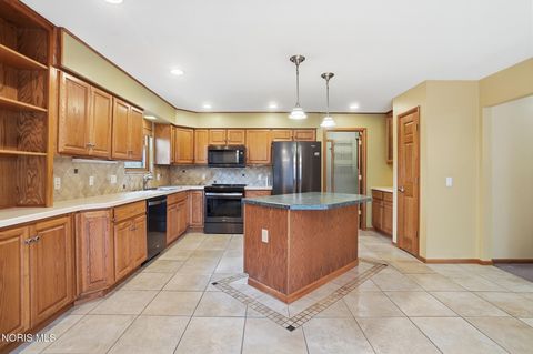 Tiny photo for 522 Lorraine Avenue, Bowling Green, OH 43402 (MLS # 10006508)