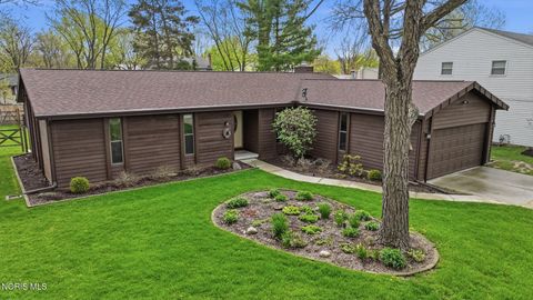 Photo of 522 Lorraine Avenue, Bowling Green, OH 43402 (MLS # 10006508)