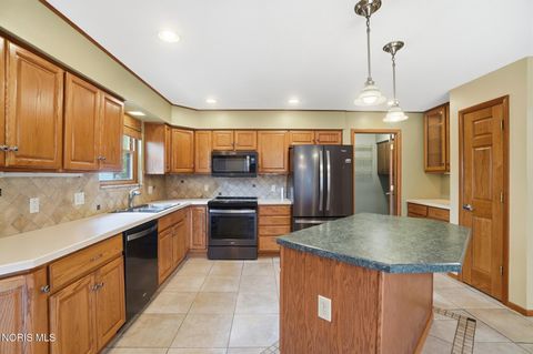 Tiny photo for 522 Lorraine Avenue, Bowling Green, OH 43402 (MLS # 10006508)