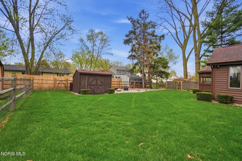 Tiny photo for 522 Lorraine Avenue, Bowling Green, OH 43402 (MLS # 10006508)