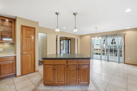 Tiny photo for 522 Lorraine Avenue, Bowling Green, OH 43402 (MLS # 10006508)