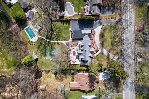 Tiny photo for 2548 Talmadge Road, Ottawa Hills, OH 43606 (MLS # 10005521)