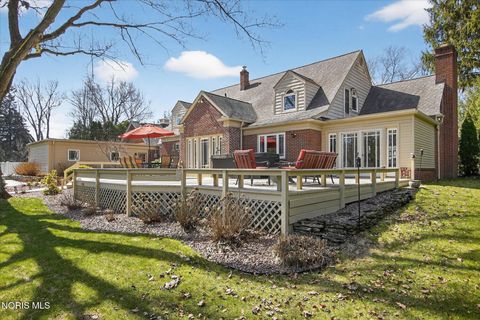 Tiny photo for 2548 Talmadge Road, Ottawa Hills, OH 43606 (MLS # 10005521)