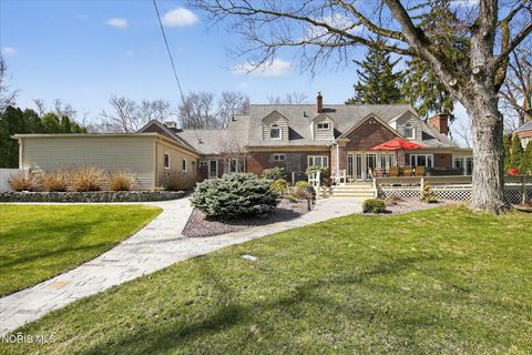 Tiny photo for 2548 Talmadge Road, Ottawa Hills, OH 43606 (MLS # 10005521)
