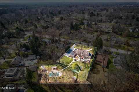 Tiny photo for 2548 Talmadge Road, Ottawa Hills, OH 43606 (MLS # 10005521)