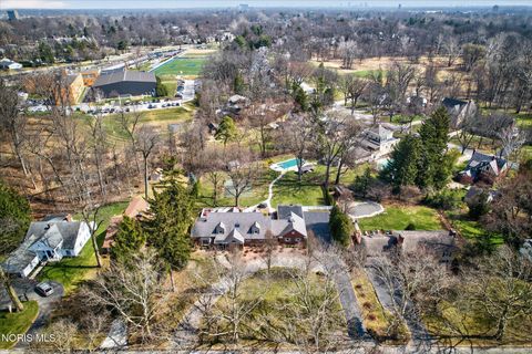 Tiny photo for 2548 Talmadge Road, Ottawa Hills, OH 43606 (MLS # 10005521)