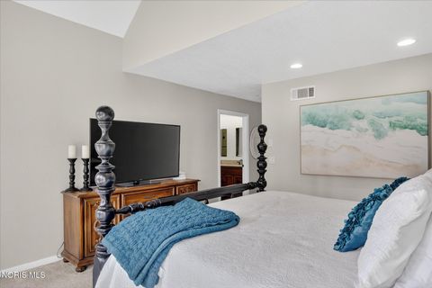 Tiny photo for 2548 Talmadge Road, Ottawa Hills, OH 43606 (MLS # 10005521)